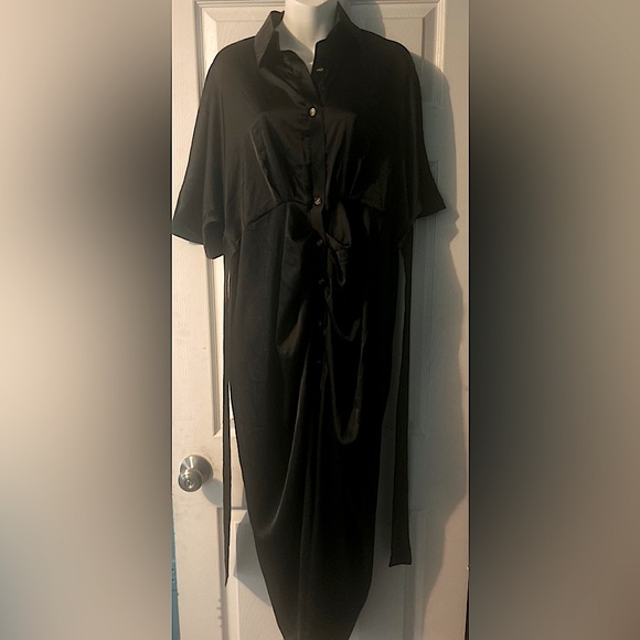 Vintage style satin pleated maxi tie up dress - Picture 2 of 4